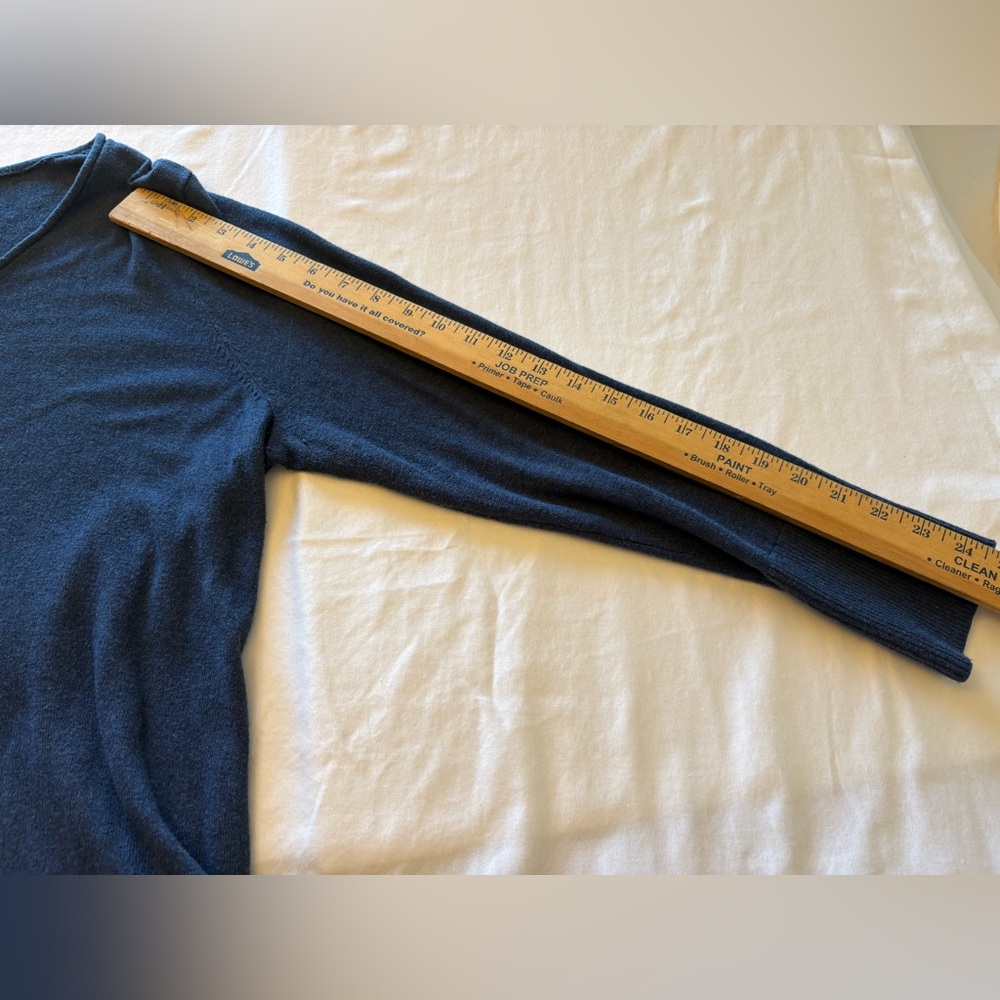 LOFT Outlet | Deep Blue V-Neck Sweater | Cotton Blend | XL - Picture 6 of 7